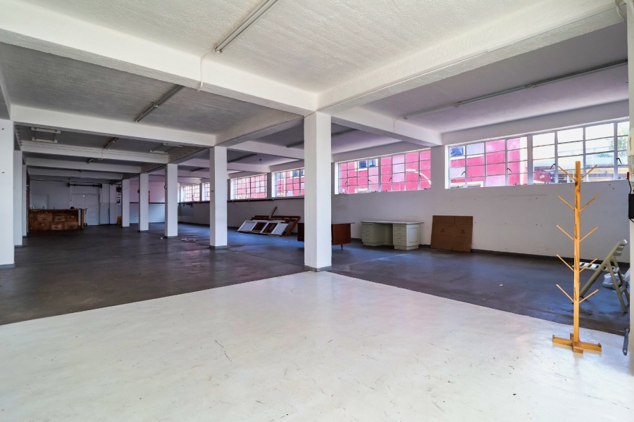 To Let  Bedroom Property for Rent in Woodstock Western Cape